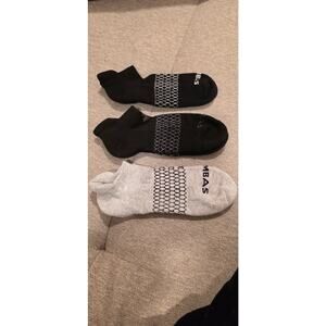 BOMBAS 3 Pairs Men's All-Purpose Performance Ankle Socks Size Medium NWOT